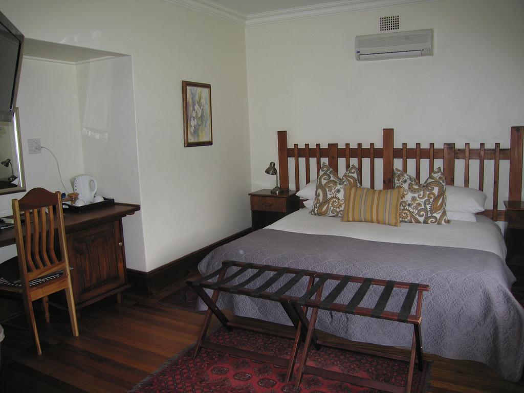 Matoppo Inn Beaufort West Exterior foto