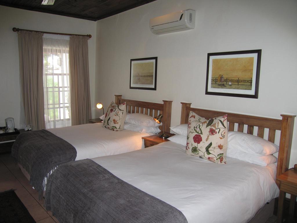 Matoppo Inn Beaufort West Exterior foto